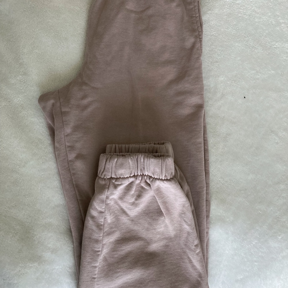 Pacsun Brandy Melville “John Galt” Mauve/Nude Sweatpants- One Size
